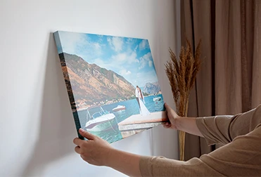 canvas printing services in Dubai